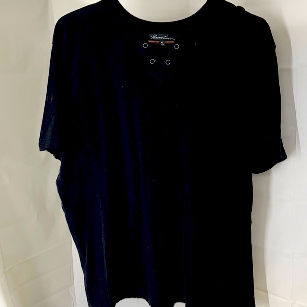 Kenneth Cole Black Short Sleeve Tee